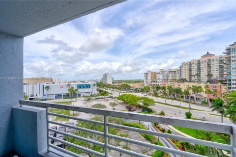 Condominio en venta en Fort Lauderdale, Florida, 1 dormitorio, 54.44 m2 № 1237035 - foto 30