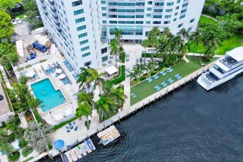 Condominio en venta en Fort Lauderdale, Florida, 1 dormitorio, 54.44 m2 № 1237035 - foto 10