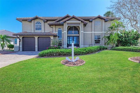 Villa ou maison à vendre à Punta Gorda, Floride: 3 chambres, 257.34 m2 № 1245289 - photo 1