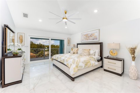 Casa en venta en Hutchinson Island South, Florida, 3 dormitorios, 280.75 m2 № 1281542 - foto 24