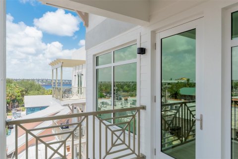 Condo in Stuart, Florida, 2 bedrooms  № 1281541 - photo 11