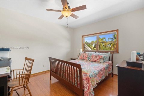 Купить виллу или дом в Хомстед, Флорида 3 спальни, 273.69м2, № 1065318 - фото 25