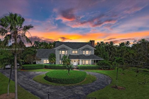 Купить виллу или дом в Хомстед, Флорида 3 спальни, 273.69м2, № 1065318 - фото 1