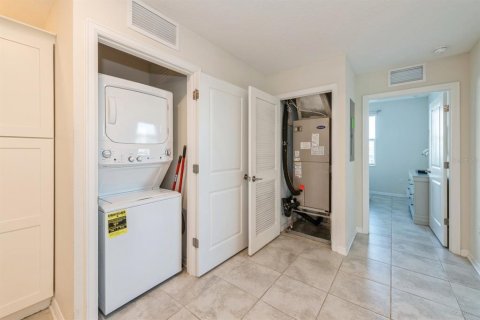 Condo in Kissimmee, Florida, 3 bedrooms  № 1028495 - photo 28