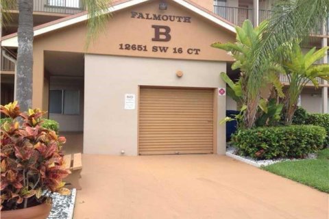 Condominio en venta en Pembroke Pines, Florida, 2 dormitorios, 112.13 m2 № 1068015 - foto 3