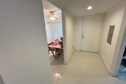 Condominio en venta en Pembroke Pines, Florida, 2 dormitorios, 112.13 m2 № 1068015 - foto 17