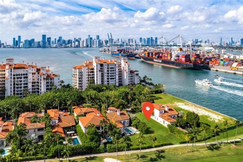 Terreno en venta en Fisher Island, Florida № 1241729 - foto 4