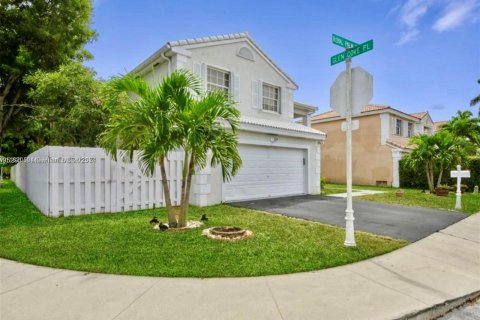 Villa ou maison à vendre à Davie, Floride: 4 chambres, 167.32 m2 № 1241632 - photo 1