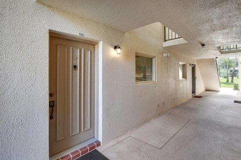 Copropriété à vendre à Deerfield Beach, Floride: 2 chambres, 102.84 m2 № 1207310 - photo 25