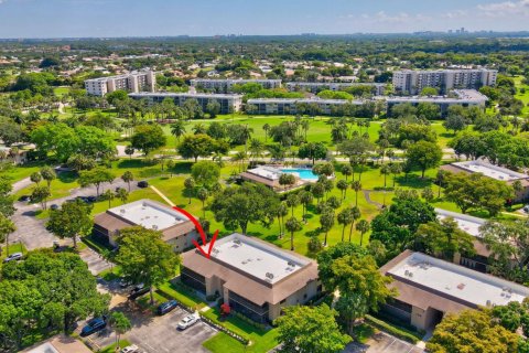 Condo in Deerfield Beach, Florida, 2 bedrooms  № 1207310 - photo 21