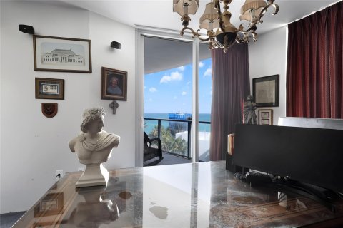 Copropriété à vendre à Hollywood, Floride: 4 chambres, 287.16 m2 № 1060247 - photo 29