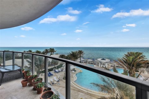 Condominio en venta en Hollywood, Florida, 4 dormitorios, 287.16 m2 № 1060247 - foto 20