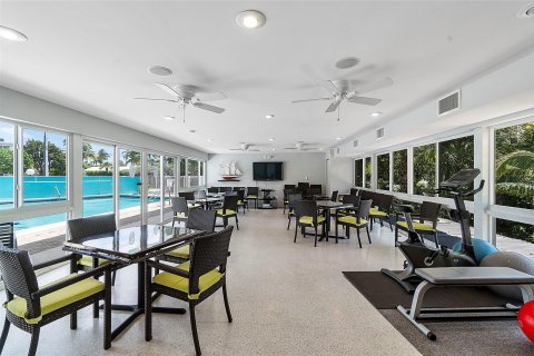 Condominio en venta en Hillsboro Beach, Florida, 1 dormitorio, 53.42 m2 № 1027057 - foto 4