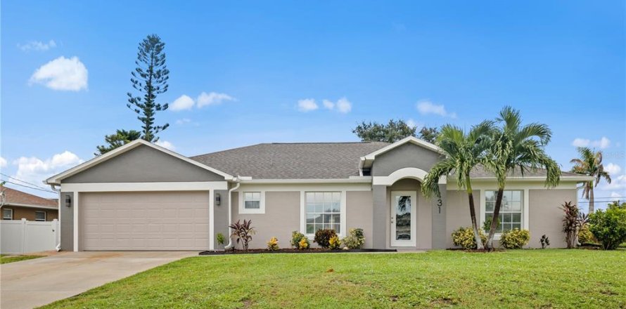 Villa ou maison à Cape Coral, Floride 3 chambres, 186.36 m2 № 1343981