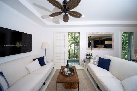 Townhouse in Hollywood, Florida 4 bedrooms, 299.89 sq.m. № 1064880 - photo 6