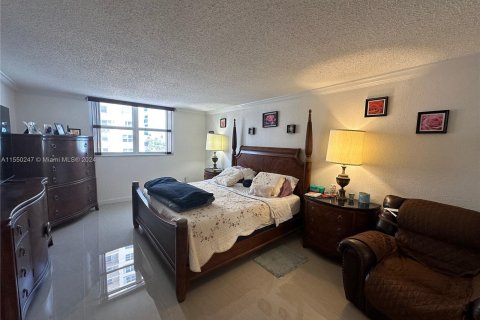 Copropriété à vendre à Hollywood, Floride: 2 chambres, 134.15 m2 № 1064882 - photo 24