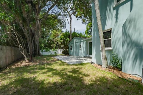 Villa ou maison à vendre à Gulfport, Floride: 4 chambres, 245.82 m2 № 1338910 - photo 15