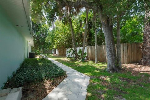 Villa ou maison à vendre à Gulfport, Floride: 4 chambres, 245.82 m2 № 1338910 - photo 12