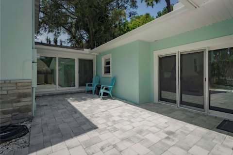 Villa ou maison à vendre à Gulfport, Floride: 4 chambres, 245.82 m2 № 1338910 - photo 5