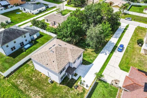 Casa en venta en Kissimmee, Florida, 5 dormitorios, 241.64 m2 № 1249475 - foto 5