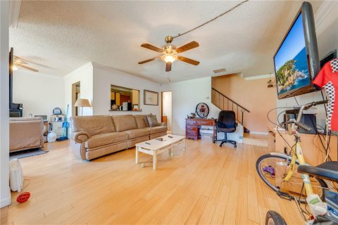 Condo in Kissimmee, Florida, 2 bedrooms  № 1284599 - photo 4