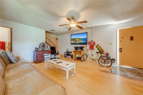 Condo in Kissimmee, Florida, 2 bedrooms  № 1284599 - photo 6