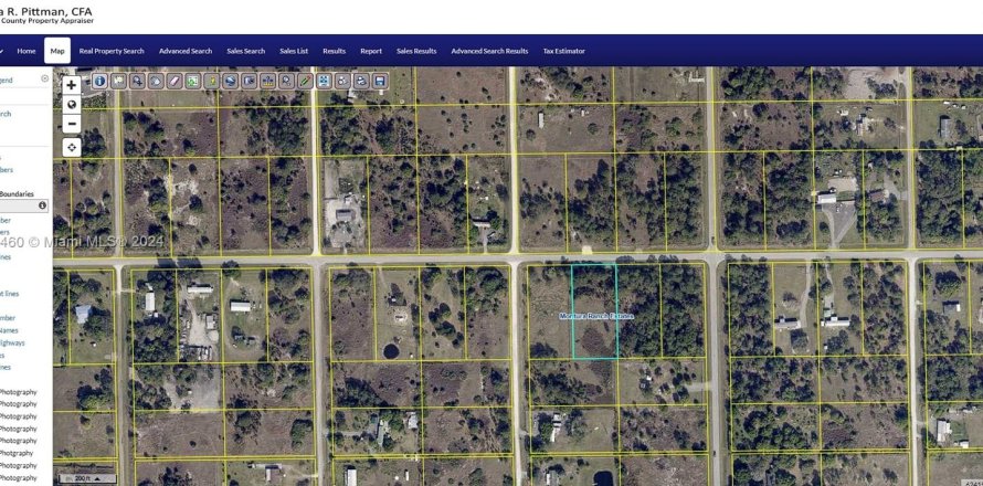 Commercial property in Clewiston, Florida № 1241389