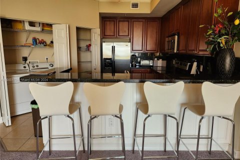 Condo in Aventura, Florida, 2 bedrooms  № 1065219 - photo 11