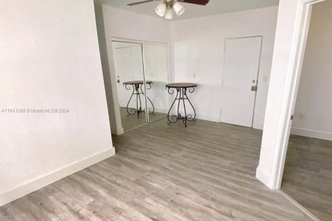 Copropriété à vendre à Miami Beach, Floride: 1 chambre, 37.16 m2 № 1319041 - photo 14