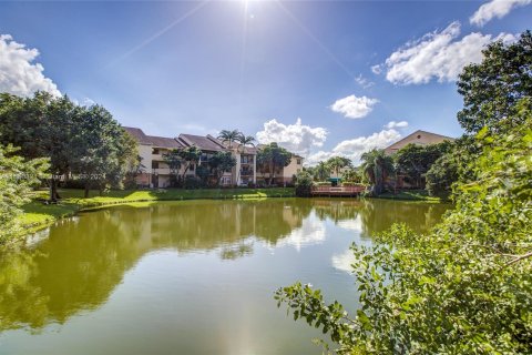 Copropriété à vendre à Sunrise, Floride: 1 chambre, 70.05 m2 № 1319009 - photo 25