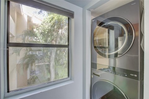 Copropriété à vendre à Sunrise, Floride: 1 chambre, 70.05 m2 № 1319009 - photo 12