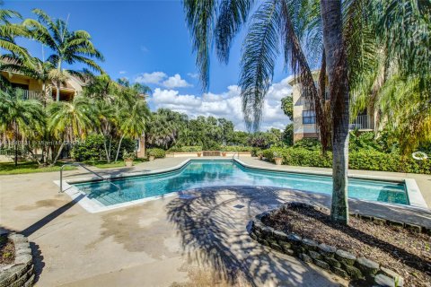 Condo in Sunrise, Florida, 1 bedroom  № 1319009 - photo 28