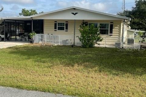 House in Ocala, Florida 2 bedrooms, 106.28 sq.m. № 1338883 - photo 1