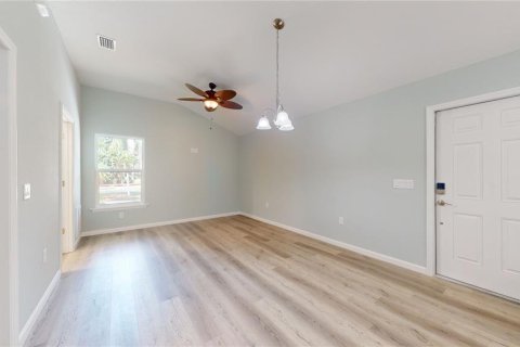 House in Bunnell, Florida 1 bedroom, 69.68 sq.m. № 1349879 - photo 5