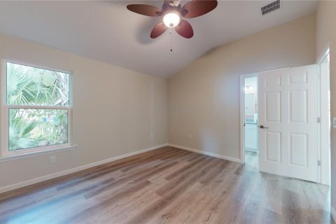 House in Bunnell, Florida 1 bedroom, 69.68 sq.m. № 1349879 - photo 8