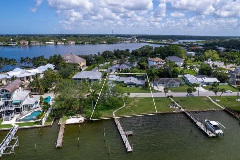 Terreno en venta en Nokomis, Florida № 1350026 - foto 1