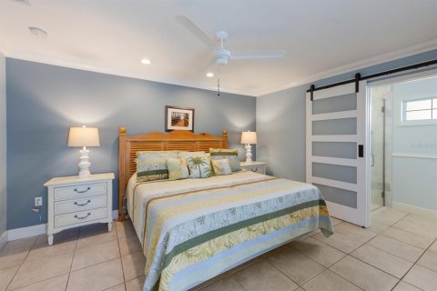 Casa en venta en Holmes Beach, Florida, 3 dormitorios, 198.53 m2 № 1347067 - foto 17