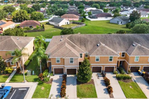 Townhouse in Davenport, Florida 3 bedrooms, 142.98 sq.m. № 1300124 - photo 28