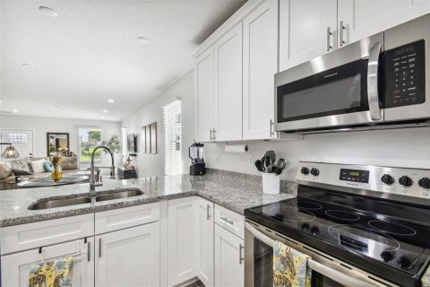 Casa en venta en Tampa, Florida, 3 dormitorios, 119.1 m2 № 1392898 - foto 18