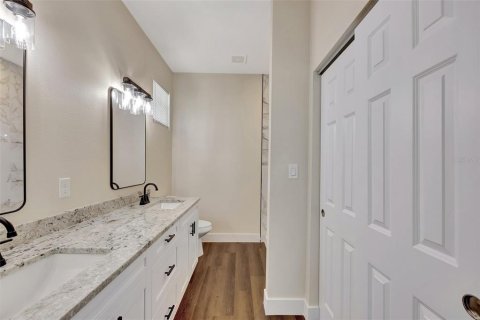 Casa en venta en Tampa, Florida, 3 dormitorios, 125.88 m2 № 1392868 - foto 17