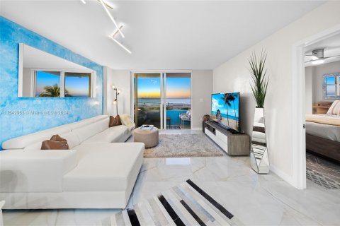 Copropriété à vendre à Miami Beach, Floride: 1 chambre, 72.09 m2 № 1040246 - photo 3