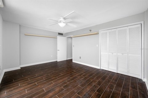 Copropriété à vendre à Tampa, Floride: 2 chambres, 139.73 m2 № 1277198 - photo 12