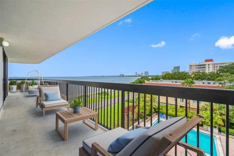 Copropriété à vendre à Tampa, Floride: 2 chambres, 139.73 m2 № 1277198 - photo 14