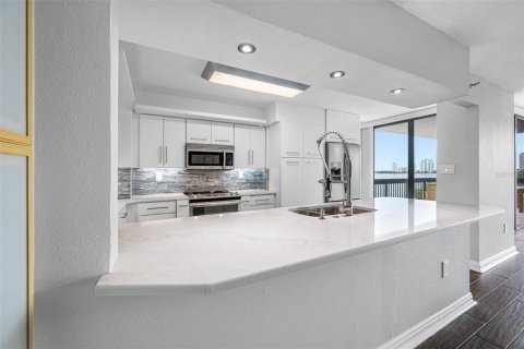 Copropriété à vendre à Tampa, Floride: 2 chambres, 139.73 m2 № 1277198 - photo 30