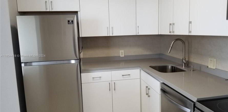 Condo in Aventura, Florida, 1 bedroom  № 1353805