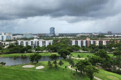 Condo in Aventura, Florida, 1 bedroom  № 1353805 - photo 29