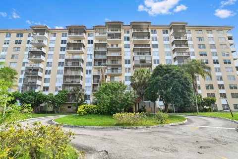 Condo in Lauderhill, Florida, 1 bedroom  № 1092402 - photo 20