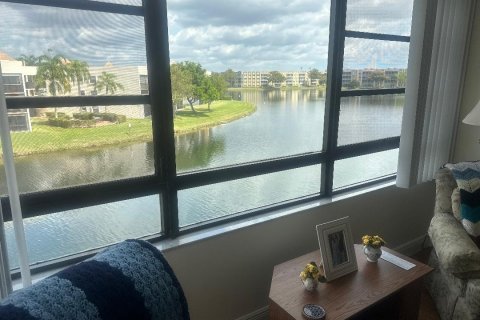 Condominio en venta en Tamarac, Florida, 2 dormitorios, 114.08 m2 № 1070281 - foto 11