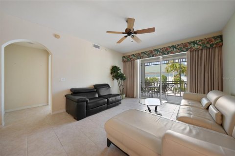 Copropriété à vendre à Punta Gorda, Floride: 3 chambres, 170.1 m2 № 1245216 - photo 11