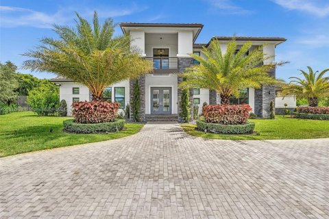 Villa ou maison à vendre à Southwest Ranches, Floride: 5 chambres, 479.19 m2 № 1305704 - photo 2